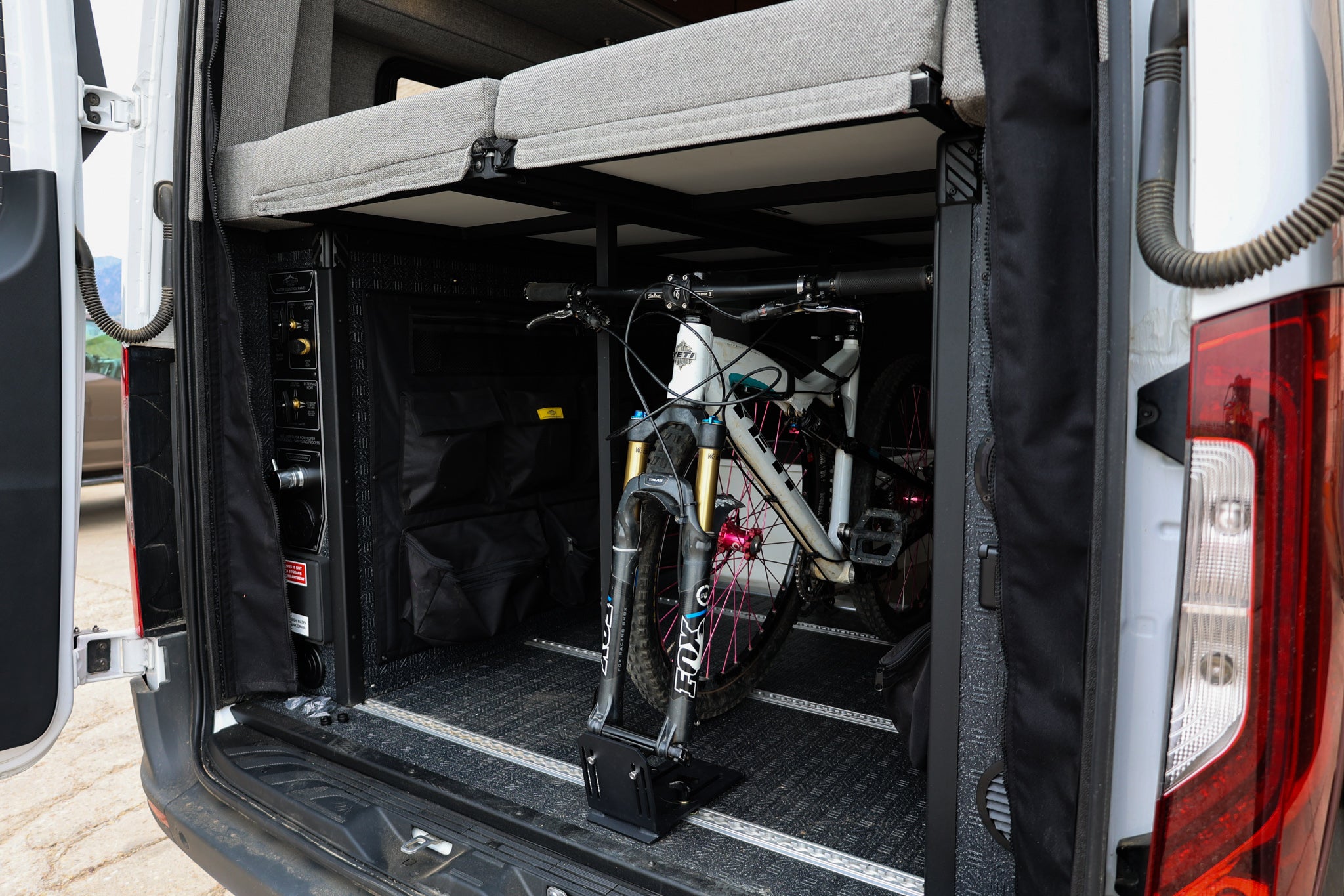 BÖHM Universal Bike Mount - Flarespace