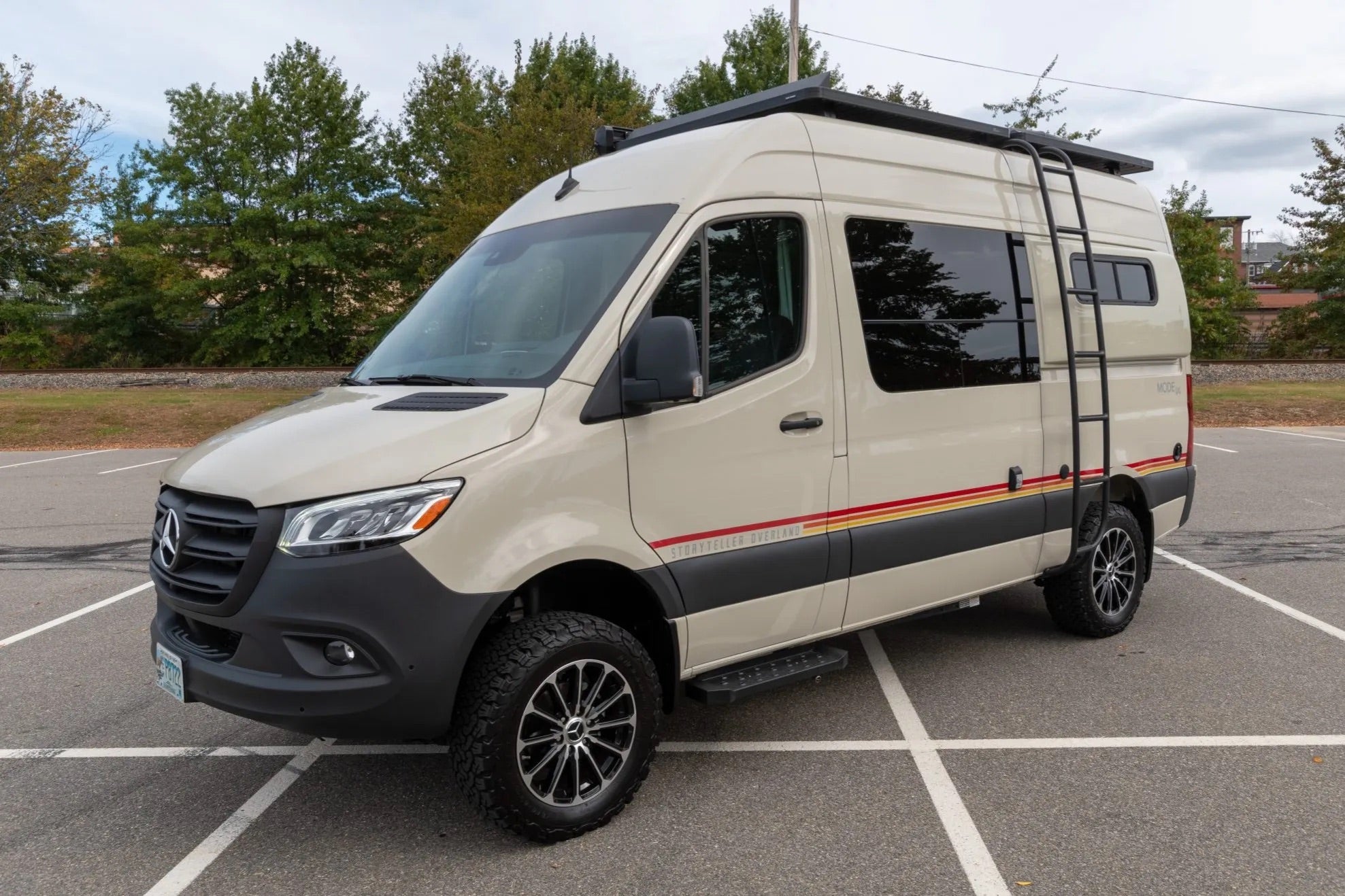 18" Sprinter Wheel Storyteller Classic in Gloss Black Machine Face